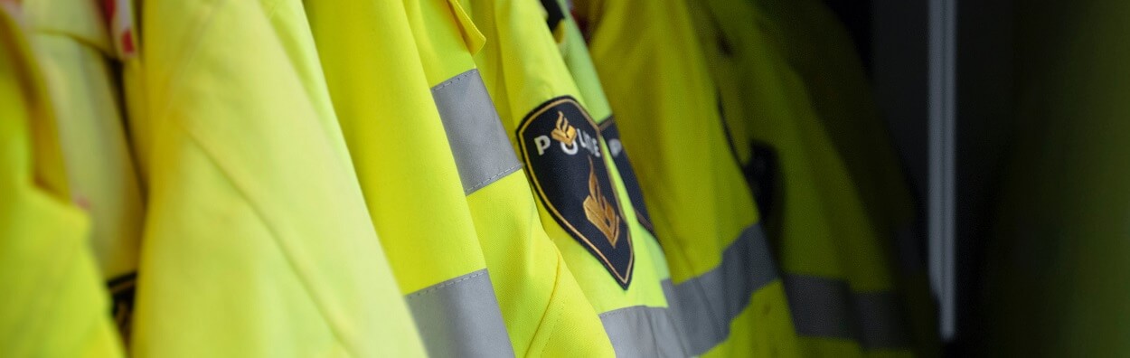 82-Jarige Vrouw Herenigt met Gestolen Telefoon Dankzij Snelle Politieactie in Casino